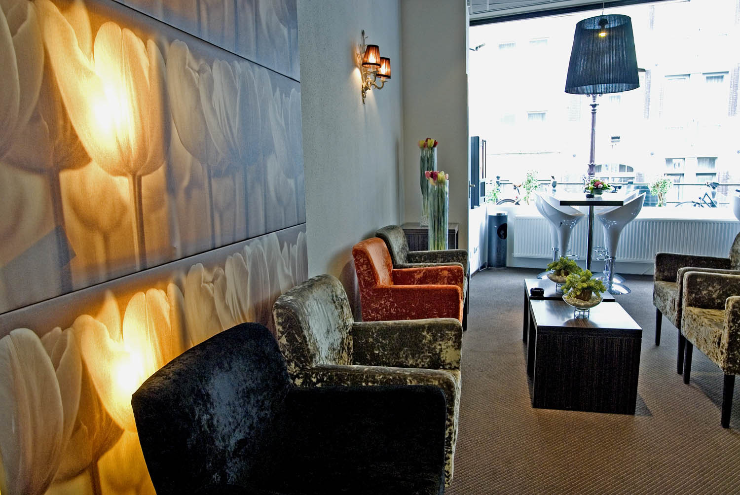 Lobby seating at France Hotel